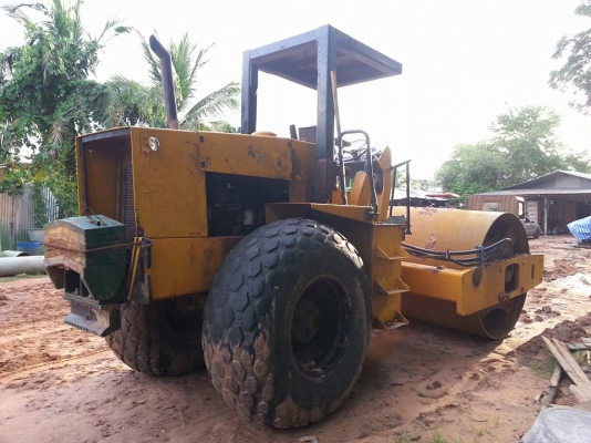 ขายรถบดสั่นสะเทือน สภาพพร้อมใช้งาน ราคา590,000 สนใจโทร 090-8588220คุณนะ 093-3258446คุณบิว หรือเข้าดูสินค้าอื่นๆได้ที่ www.narong2truck.com หรือ www.truck.in.th/498 หรือเพจFacebook ณรงค์ ซื้อขายรถมือสอง (เว็บไซต์ส่วนตัว) หรือFacebook คุณนะ รถบรรทุก