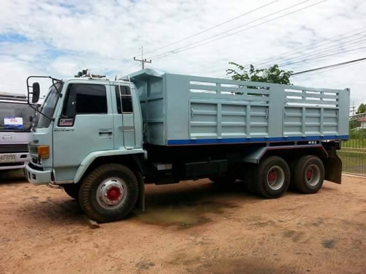 ขายรถบรรทุก ดั้มดิน2เพลา ร็อกกี้210 รถสวยสภาพดี มีเอกสารเล่มทะเบียนพร้อมโอน ราคา830,000 สนใจโทร 090-8588220คุณนะ 093-3258446คุณบิว หรือเข้าดูสินค้าอื่นๆได้ที่ www.narong2truck.com หรือ www.truck.in.th/498 หรือเพจFacebook ณรงค์ ซื้อขายรถมือสอง (เว็บไซต์ส่ว