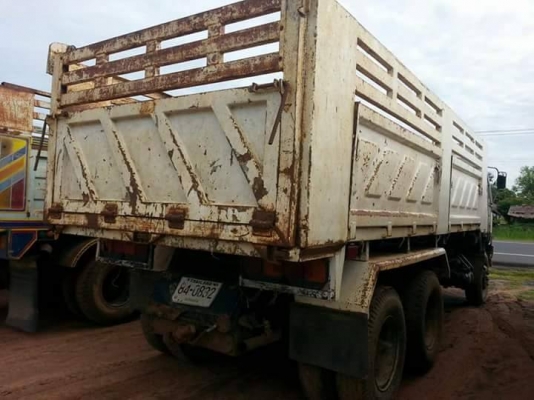 ขายรถบรรทุก 2เพลา กระบะดั้มสามมิตร 240แรง รถสวยสภาพดีมาก มีระบบลากพ่วง เอกสารพร้อมโอน ราคา900,000 สนใจโทร 090-8588220คุณนะ 093-3258446คุณบิว หรือเข้าดูสินค้าอื่นๆได้ที่ www.narong2truck.com หรือ www.truck.in.th/498 หรือเพจFacebook ณรงค์ ซื้อขายรถมือสอง (เ