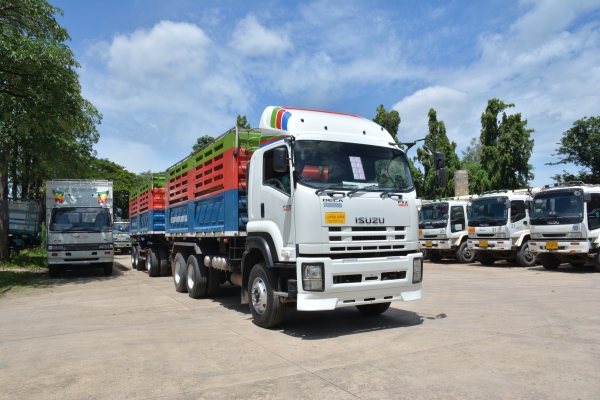 ISUZU 360 hp กระบะดั้มสามมิตรเเม่+ลูกพ่วง 3 คาน
