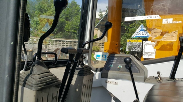 ขาย รถขุด SUMITOMO รุ่น SH75 มือสองญี่ปุ่น แทรกเหล็ก มีผานดันดิน ระบบไว สวยพร้อม ใช้งาน มือถือ/LINE ID: 0818753444 ขาย รถขุด SUMITOMO รุ่น SH75 มือสองญี่ปุ่น แทรกเหล็ก มีผานดันดิน ระบบไว สวยพร้อม ใช้งาน มือถือ/LINE ID: 0818753444