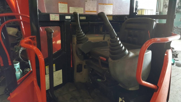 ขาย รถขุด HITACHI รุ่น EX30U มือสองญี่ปุ่น สวย พร้อมใช้งาน มือถือ/LINE ID : 0818753444