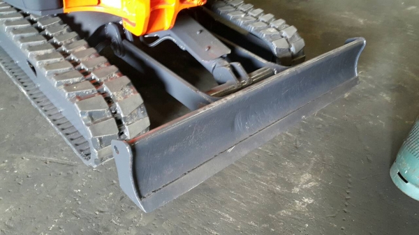 ขาย รถขุด HITACHI รุ่น EX30U มือสองญี่ปุ่น สวย พร้อมใช้งาน มือถือ/LINE ID : 0818753444