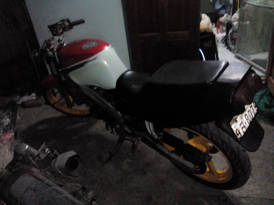 yamaha tzm150cc เครื่องดีคับขับทางไกลสบายมีเล่มเขียวคับภาษีขาดเกินคับ