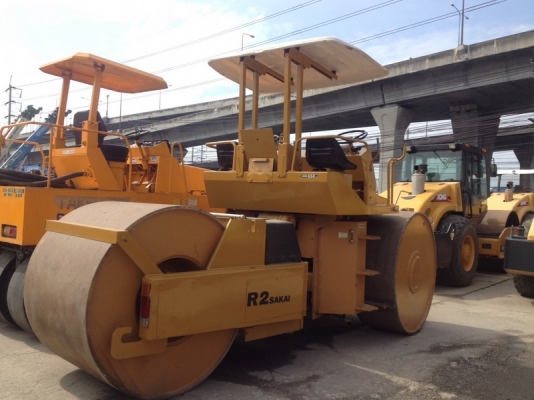 ขายรถบด 3 ล้อเหล็ก SAKAI R2H รถนำเข้ามือ 2 จากญี่ปุ่นโดยตรง