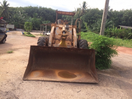 รถตัก KOMATSU JH - 60. สนใจติดต่อ 081 - 6079515