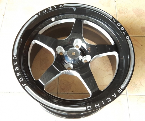 ขายล้อ WORLDงานYUSTA 4รู100 หน้า7.25 ET35 4 ล้อ ขายล้อ WORLDงานYUSTA 4รู100 หน้า7.25 ET35 4 ล้อ