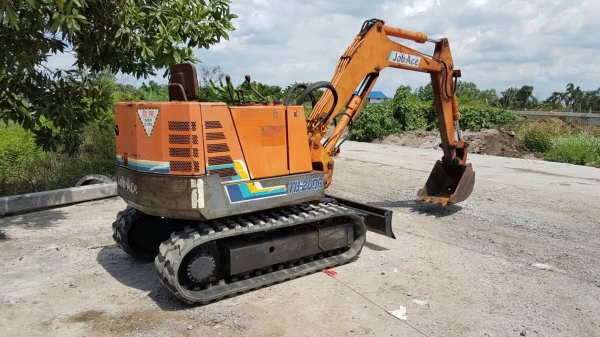 ขายรถนอกด่วนแบคโฮTAKEUCHI-TB20QR-K3ครื่องดีปั่มแรงเทียบเท่าPC20รถนอกเพิ่งนำเข้ามาใหม่ยังไม่เคยใช้งานในเมืองไทยเลย