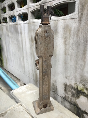 แม่แรงบั้นจั่น