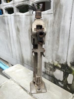 แม่แรงบั้นจั่น