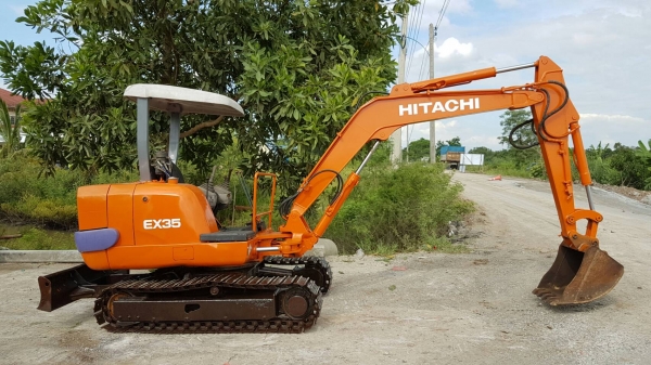 ขายด่วนรถแบคโฮHITACHIฮีตาชีEX35-2ครื่องดีปั่มแรงรถนอกเพิ่งนำเข้ามาใหม่ยังไม่เคยใช้งานในเมืองไทยเลย