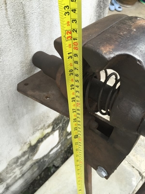 ปากกาจับชิ้นงานโบราณ