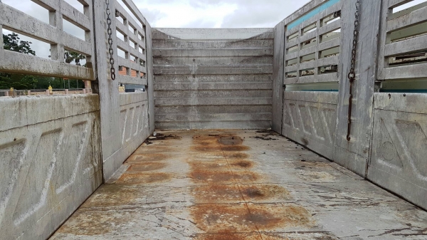 ขาย ลูกพ่วงสามมิตรสองเพลาไม่ดั้ม ยาว 6.50 เมตร ปี 54 ขาย ลูกพ่วงสามมิตรสองเพลาไม่ดั้ม ยาว 6.50 เมตร ปี 54