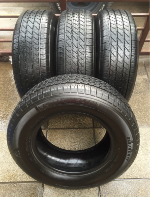 ยาง Michelin 265 65 17 ปี15 ดอกเต็ม ไม่มีปะ ราคาไม่แพง