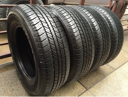 ยาง Bridgestone 265 65 17 ปี15 ดอกเต็ม ไม่มีปะ ราคาไม่แพง