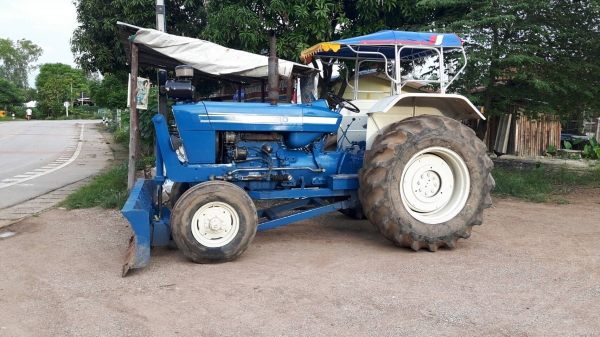 รถไถฟอร์ด 77 รถไถฟอร์ด 77