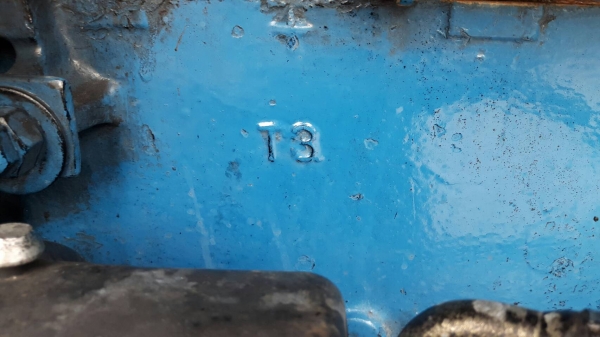 รถไถฟอร์ด 77