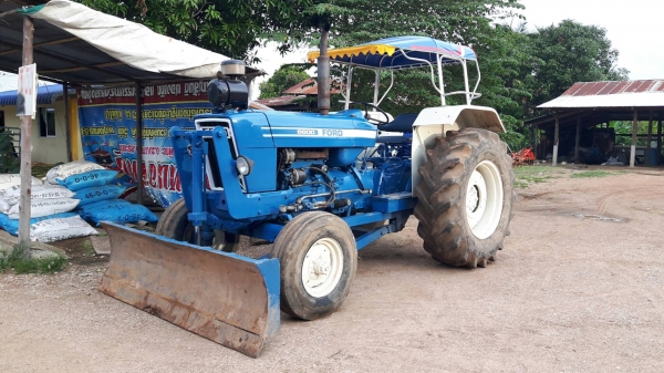 รถไถฟอร์ด 77 รถไถฟอร์ด 77