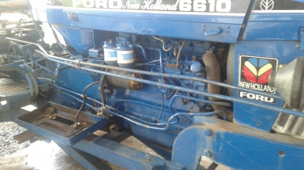 รถไถ่FORD รถไถ่FORD