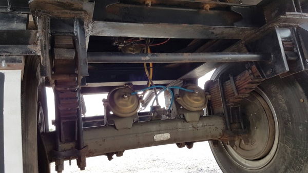 ขาย ลูกพ่วงสามมิตรสองเพลาไม่ดั้ม ยาว 6.50 เมตร ปี 54 ขาย ลูกพ่วงสามมิตรสองเพลาไม่ดั้ม ยาว 6.50 เมตร ปี 54