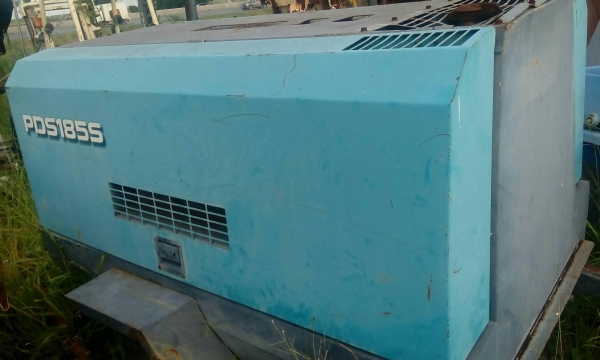 ขายปั๊มลมสกรู AIRMAN PDS185.S สถาพดีมีล้อลากพร้อมใช้