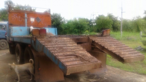 ขาย เทนเลอร์ 10 ล้อ หัวยาว เพลาเดียว ไม่มีทะเบียน เครื่อง 6BB1 145 แรงม้า เฟืองท้ายใหญ่ มีสโลว์กลาง รถใช้งานอยู่ครับ