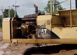 **465,000 บ.ต่อรอง/// แบคโฮ CAT E200B เครื่อง+ปั้ม เดิม แรง บูมอาร์มสวย เอวแน่น ช่วงล่าง70-75\% พร้อมใช้งาน เล่มฯ/ชุดโอนขาด ขายตามสภาพ **ขาย CAT E200B แบคโฮ สภาพดี บอดี้สวย ช่วงล่างได้ พร้อมทำงาน มีเล่มฯ ไม่มีชุดโอน HYD.EXCAVATOR CATERPILLAR E200B เครื่อง+ **465,000 บ.ต่อรอง/// แบคโฮ CAT E200B เครื่อง+ปั้ม เดิม แรง บูมอาร์มสวย เอวแน่น ช่วงล่าง70-75\% พร้อมใช้งาน เล่มฯ/ชุดโอนขาด ขายตามสภาพ **ขาย CAT E200B แบคโฮ สภาพดี บอดี้สวย ช่วงล่างได้ พร้อมทำงาน มีเล่มฯ ไม่มีชุดโอน HYD.EXCAVATOR CATERPILLAR E200B เครื่อง+