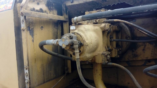 **465,000 บ.ต่อรอง/// แบคโฮ CAT E200B เครื่อง+ปั้ม เดิม แรง บูมอาร์มสวย เอวแน่น ช่วงล่าง70-75\% พร้อมใช้งาน เล่มฯ/ชุดโอนขาด ขายตามสภาพ **ขาย CAT E200B แบคโฮ สภาพดี บอดี้สวย ช่วงล่างได้ พร้อมทำงาน มีเล่มฯ ไม่มีชุดโอน HYD.EXCAVATOR CATERPILLAR E200B เครื่อง+ **465,000 บ.ต่อรอง/// แบคโฮ CAT E200B เครื่อง+ปั้ม เดิม แรง บูมอาร์มสวย เอวแน่น ช่วงล่าง70-75\% พร้อมใช้งาน เล่มฯ/ชุดโอนขาด ขายตามสภาพ **ขาย CAT E200B แบคโฮ สภาพดี บอดี้สวย ช่วงล่างได้ พร้อมทำงาน มีเล่มฯ ไม่มีชุดโอน HYD.EXCAVATOR CATERPILLAR E200B เครื่อง+