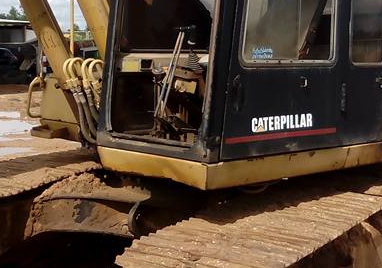 **465,000 บ.ต่อรอง/// แบคโฮ CAT E200B เครื่อง+ปั้ม เดิม แรง บูมอาร์มสวย เอวแน่น ช่วงล่าง70-75\% พร้อมใช้งาน เล่มฯ/ชุดโอนขาด ขายตามสภาพ **ขาย CAT E200B แบคโฮ สภาพดี บอดี้สวย ช่วงล่างได้ พร้อมทำงาน มีเล่มฯ ไม่มีชุดโอน HYD.EXCAVATOR CATERPILLAR E200B เครื่อง+ **465,000 บ.ต่อรอง/// แบคโฮ CAT E200B เครื่อง+ปั้ม เดิม แรง บูมอาร์มสวย เอวแน่น ช่วงล่าง70-75\% พร้อมใช้งาน เล่มฯ/ชุดโอนขาด ขายตามสภาพ **ขาย CAT E200B แบคโฮ สภาพดี บอดี้สวย ช่วงล่างได้ พร้อมทำงาน มีเล่มฯ ไม่มีชุดโอน HYD.EXCAVATOR CATERPILLAR E200B เครื่อง+