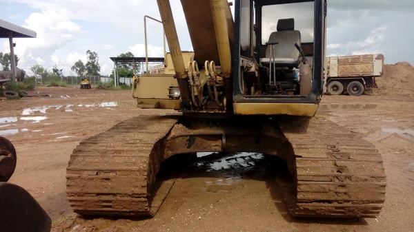 **465,000 บ.ต่อรอง/// แบคโฮ CAT E200B เครื่อง+ปั้ม เดิม แรง บูมอาร์มสวย เอวแน่น ช่วงล่าง70-75\% พร้อมใช้งาน เล่มฯ/ชุดโอนขาด ขายตามสภาพ **ขาย CAT E200B แบคโฮ สภาพดี บอดี้สวย ช่วงล่างได้ พร้อมทำงาน มีเล่มฯ ไม่มีชุดโอน HYD.EXCAVATOR CATERPILLAR E200B เครื่อง+ **465,000 บ.ต่อรอง/// แบคโฮ CAT E200B เครื่อง+ปั้ม เดิม แรง บูมอาร์มสวย เอวแน่น ช่วงล่าง70-75\% พร้อมใช้งาน เล่มฯ/ชุดโอนขาด ขายตามสภาพ **ขาย CAT E200B แบคโฮ สภาพดี บอดี้สวย ช่วงล่างได้ พร้อมทำงาน มีเล่มฯ ไม่มีชุดโอน HYD.EXCAVATOR CATERPILLAR E200B เครื่อง+