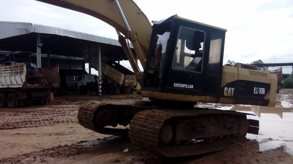 **465,000 บ.ต่อรอง/// แบคโฮ CAT E200B เครื่อง+ปั้ม เดิม แรง บูมอาร์มสวย เอวแน่น ช่วงล่าง70-75\% พร้อมใช้งาน เล่มฯ/ชุดโอนขาด ขายตามสภาพ **ขาย CAT E200B แบคโฮ สภาพดี บอดี้สวย ช่วงล่างได้ พร้อมทำงาน มีเล่มฯ ไม่มีชุดโอน HYD.EXCAVATOR CATERPILLAR E200B เครื่อง+ **465,000 บ.ต่อรอง/// แบคโฮ CAT E200B เครื่อง+ปั้ม เดิม แรง บูมอาร์มสวย เอวแน่น ช่วงล่าง70-75\% พร้อมใช้งาน เล่มฯ/ชุดโอนขาด ขายตามสภาพ **ขาย CAT E200B แบคโฮ สภาพดี บอดี้สวย ช่วงล่างได้ พร้อมทำงาน มีเล่มฯ ไม่มีชุดโอน HYD.EXCAVATOR CATERPILLAR E200B เครื่อง+