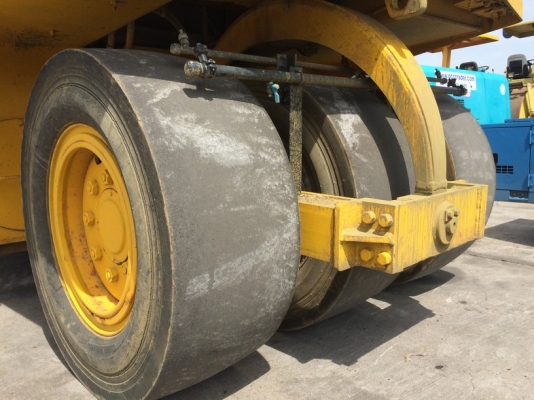 รถบด Kanto รุ่น P20WA ปี 1999 นำเข้าจากญี่ปุ่น เครื่อง 6BG1 สภาพสวย