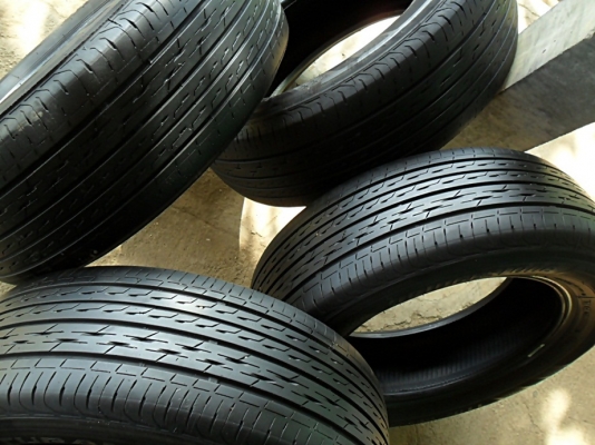 ยางขอบ15 บริดสโตน195-60-R15 ลงพื้นปลายปี15 (4เส้น3,500)นิ่มมากๆ