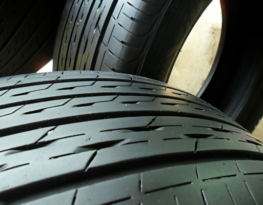 ยางขอบ15 บริดสโตน195-60-R15 ลงพื้นปลายปี15 (4เส้น3,500)นิ่มมากๆ