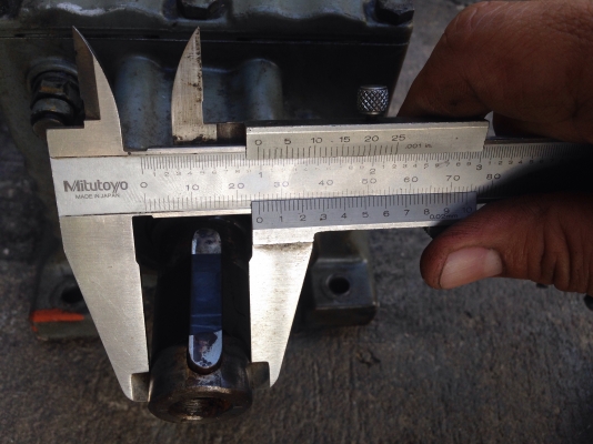 ขายมอเตอร์เกียร์ SEW eurodrive 1HP. 380V อัตราทด 1:13 เพลาออกประมาณ 104 รอบต่อนาที สภาพสวยมาก วิ่งนิ่ม พร้อมใช้งาน มี 2ตัวครับ