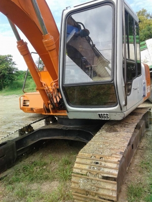 ขายแบคโฮ hitachi ex-200-2 ขายแบคโฮ hitachi ex-200-2