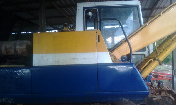 ขายถูก KOMATSU PC100-5