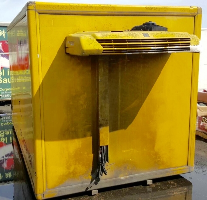 ตู้ห้องเย็นติดรถบรรทุก 4ล้อ ขนาดกว้าง 1.8เมตร ยาว 3เมตร ภายในเป็นสแตนเลส คอยร้อนคอยเย็นครบ ของมือ2จากนอก สนใจสอบถามให้ครับ 086-3665299