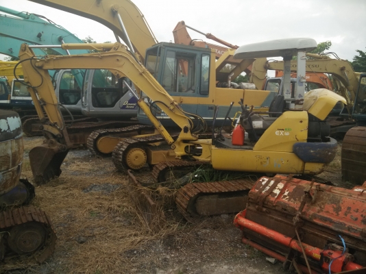 ขายรถแม็คโคเล็ก HITACHI EX40 รถตามสภาพใช้งานได้ปกติครับ