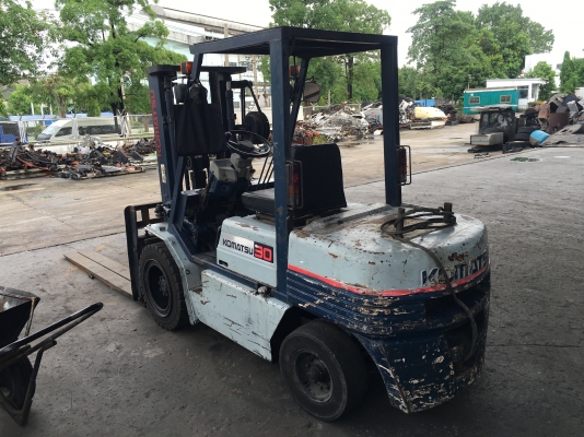 รถฟอร์คคลิฟท์ 3ตันเข้าตู้คอนได้  งายาว2เมตร  ยกสูง 3เมตร