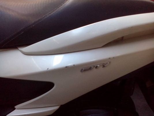 ขาย Yamaha Tricity 125 i ปี 57 เครื่องดีเดิมๆ ชุดสีมีรอยฝาข้างด้านหลัง ซ้ายและขวาล่มพร้อมชุดโอน