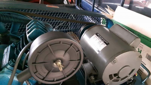 ปั้มลม64ลิตร