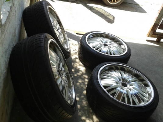 ขอบ20นิ้ว6รู สวยๆ ชุดนี้ ลดราคาเหลือ 7700 บาท