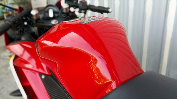 R15 2014 วิ่ง 7000 สวยพร้อมใช้เลยครับ ไม่แพง ต่อรองได้ครับ