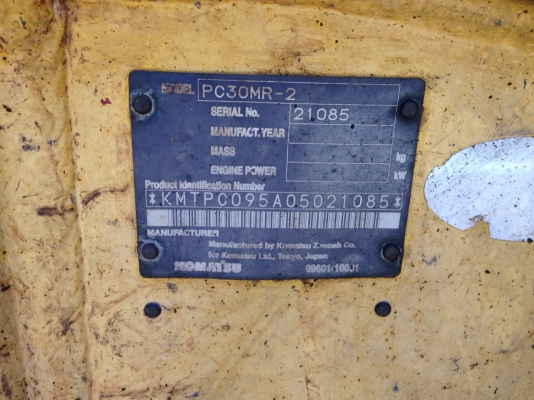 ขายรถแบ็คโฮ komatsu pc30-8