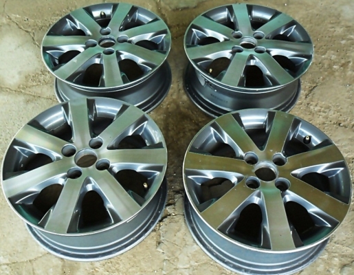 แม็กเก๋งขอบ15เอนไกแท้ 4รู100 (4วง3,800)สภาพสวย