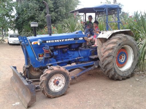 ฟอร์ด 77 พร้อมลุย