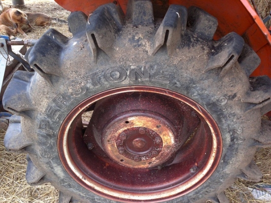 ขายรถไถ kubota L1-26 ใบมีดดันหน้าผาน 6