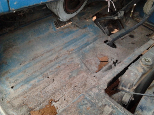 ***ปรับราคา ครับ***ขาย 4ล้อ NISSAN นิสสันคาร์บอน เครื่องSD22 วางใหม่ (ลงเล่ม)แห้งๆ แน่นๆ สตาร์ทง่าย ช่วงล่างดีคัสซีสวย กระบะไม้คอกไม้ สวยไม่ผุไม่หักพื้นดี หัวไม่สวยมีผุ มีลอก ยางดี4เส้น เครื่องติดวิ่งได้ ขายตามสภาพ พร้อมใช้ พร้อมลุยงาน ราคาต่อรองได้ครับ