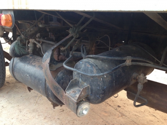 ***ขายแล้วครับขอบคุณ Truck2handขาย 6ล้อ ช่วงยาว ISUZU ROCKY 175 เครื่อง 6BG1 175แรง แห้งจัด แน่นๆ ไม่มีหลวม ช่วงล่างสวยคัสซีใหญ่สวย วางเสริมเหล็กบนล่าง แข็งแรงไม่มีผุ ไม่มีบวม กระบะพื้นเหล็ก ตงเหล็ก ไม่มีผุ คอกเหล็กสวย ยาว 6ม. เบรคทริฟฟี่ หัวบาง ภายในดี ย